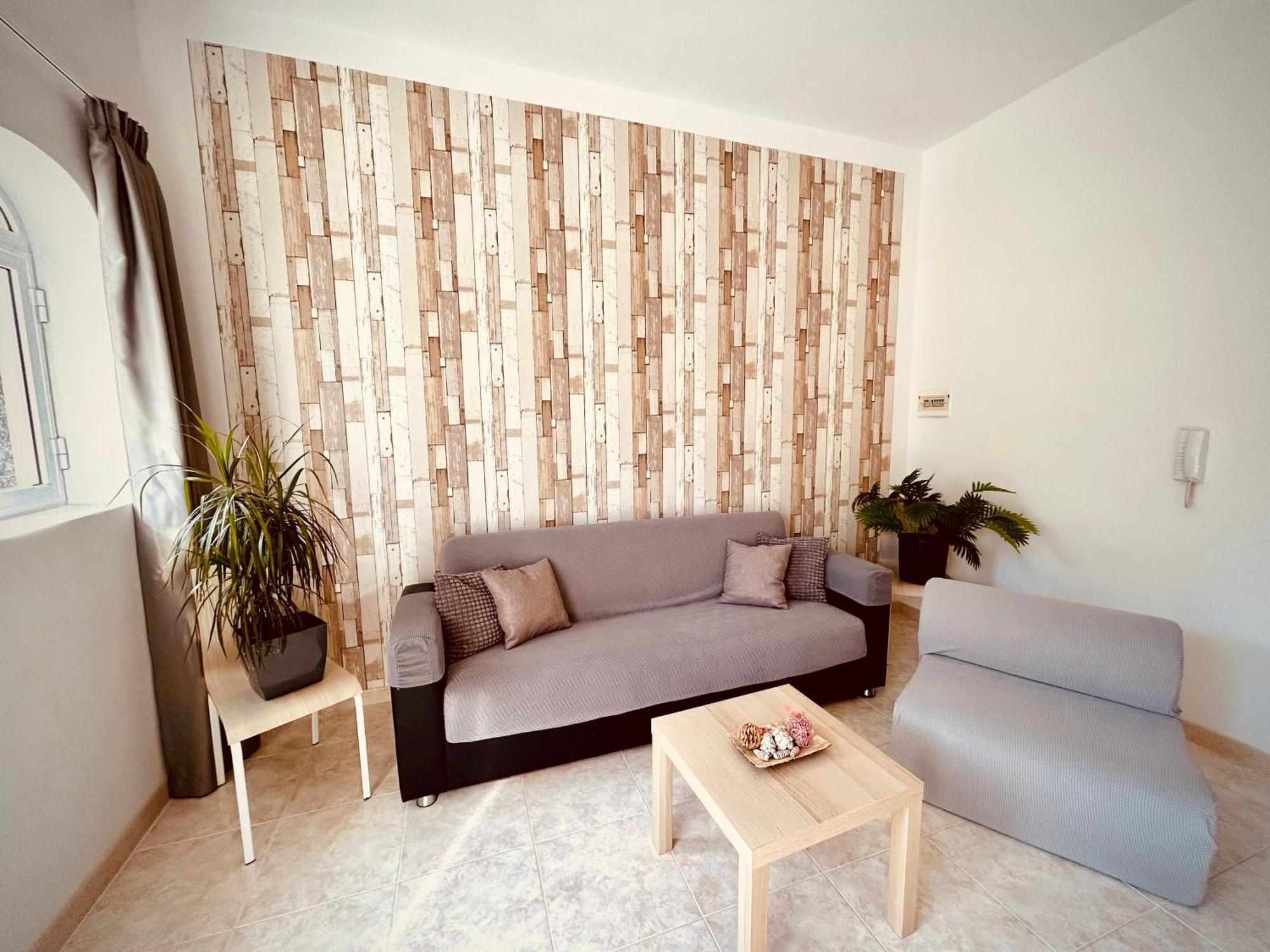 Arzella - Spacious Two Bedroom Apartments Xlendi Exterior photo